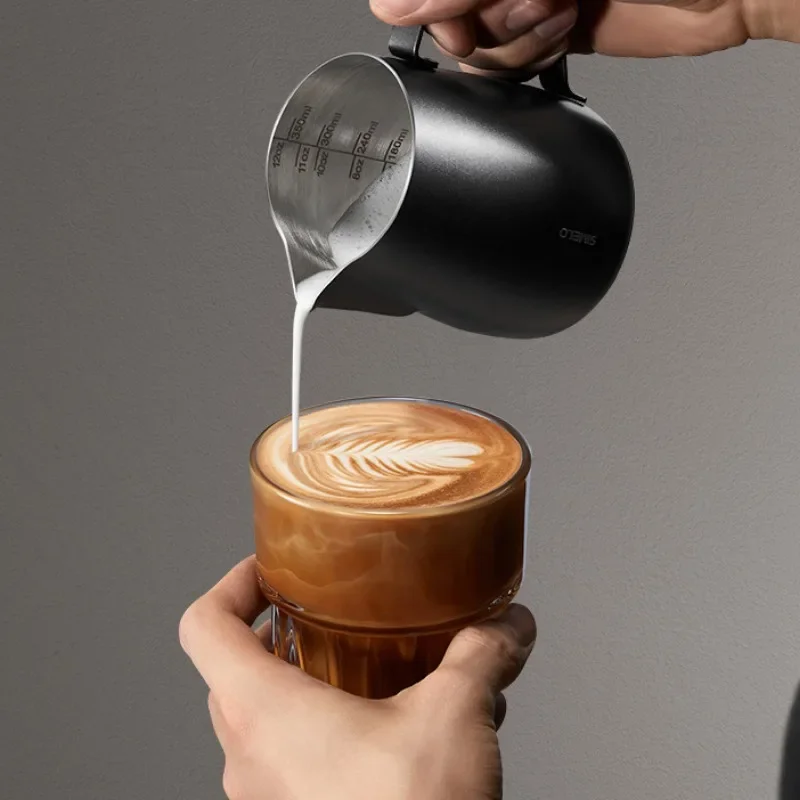 أكواب كريستال شفافة زجاجية للبيع بالجملة حليب وعصي...