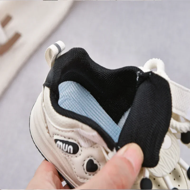 Slide image a9ba0ef0d9d745bc868608821d84b1e8