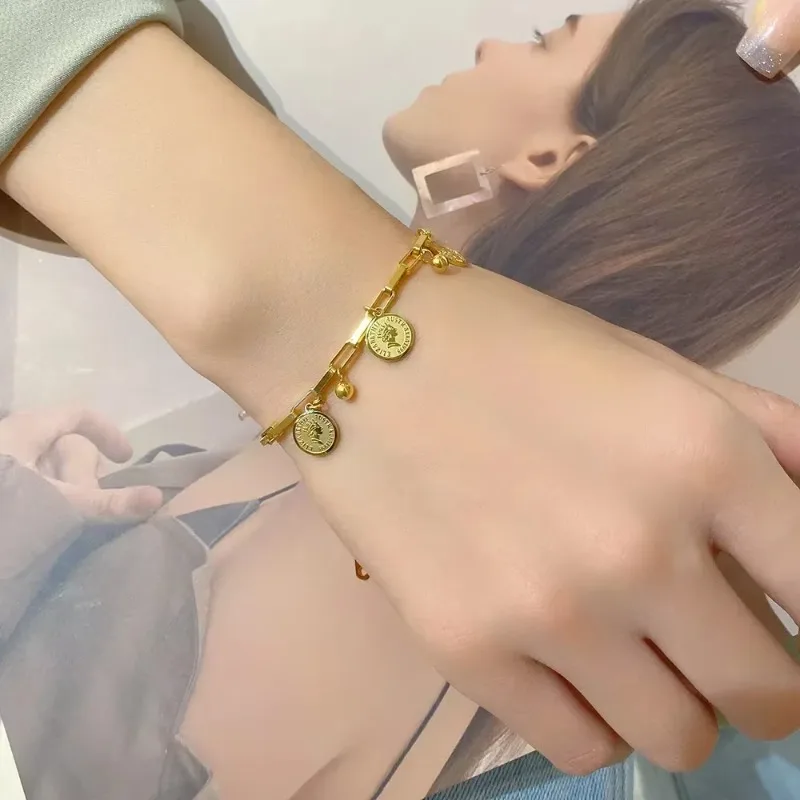 Bracelet doré pour femme 6