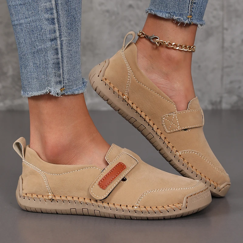 Women's Casual Slip on Moccasins Comfortable Flat Boots New Luxury Design Women's Leather Shoes 2025 Trendy Handicrafts Loafers