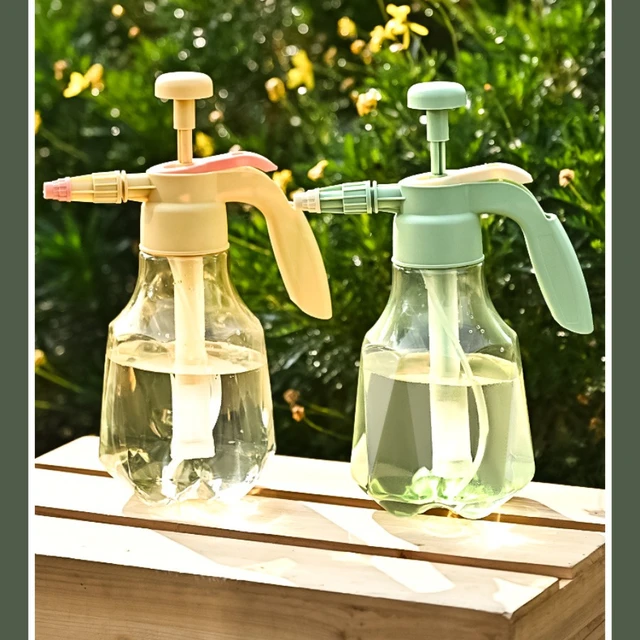 Special air pressure watering can for watering can disinfection High pressure watering and flower watering Household large water 2