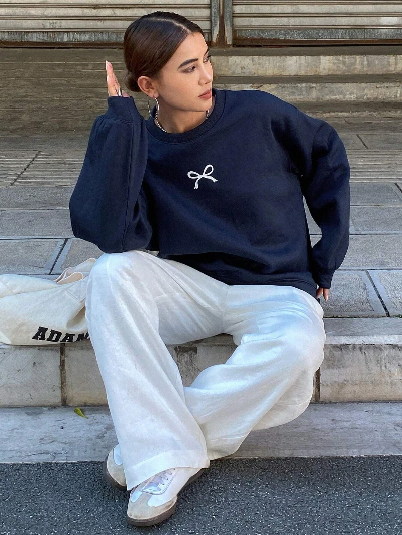 Casual Women's Sweatshirts Kawaii Bow Graphic Prints Pullover Comfortable Warm Oversize Hoodie Autumn Fleece Soft Female Clothes 3