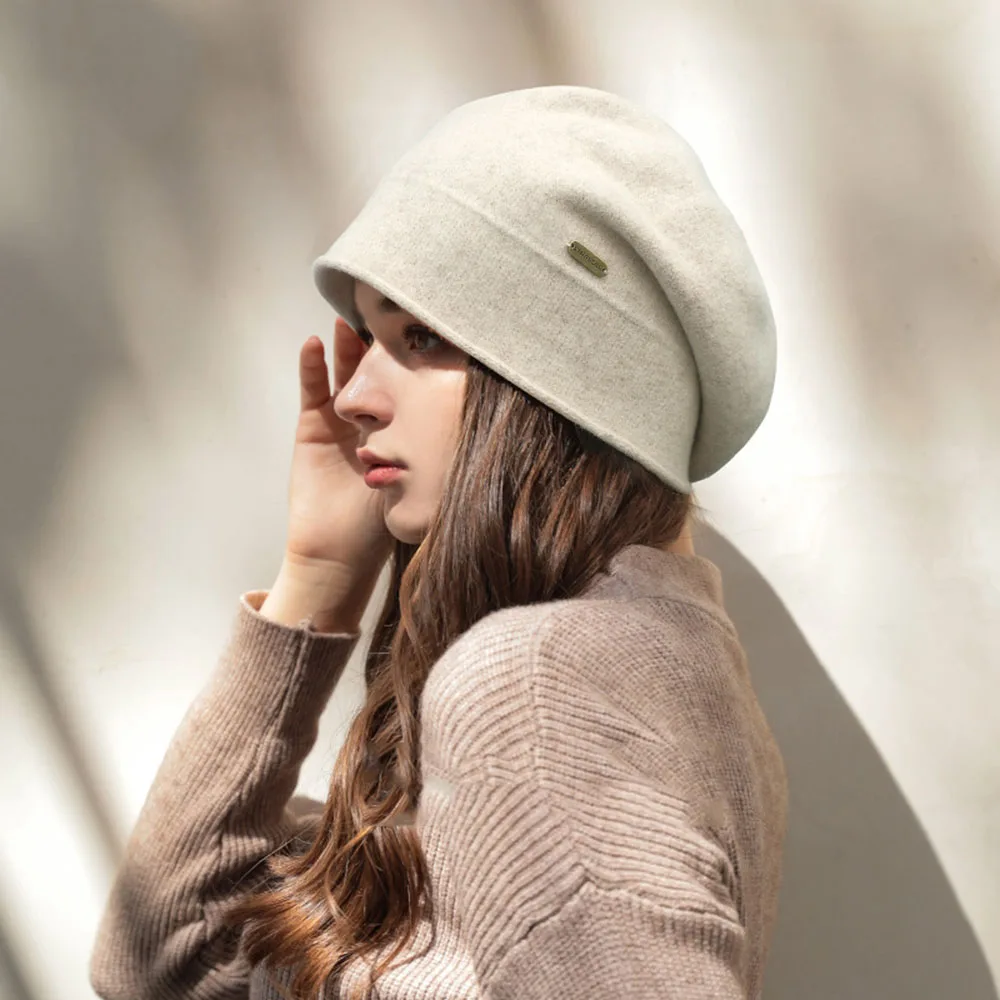 2022 Female Boutique Cashmere Blend Winter Hat Fur Warm Soft Wool Women Skullies Beanies Wholesale Fedora Retro lady caps beret 2