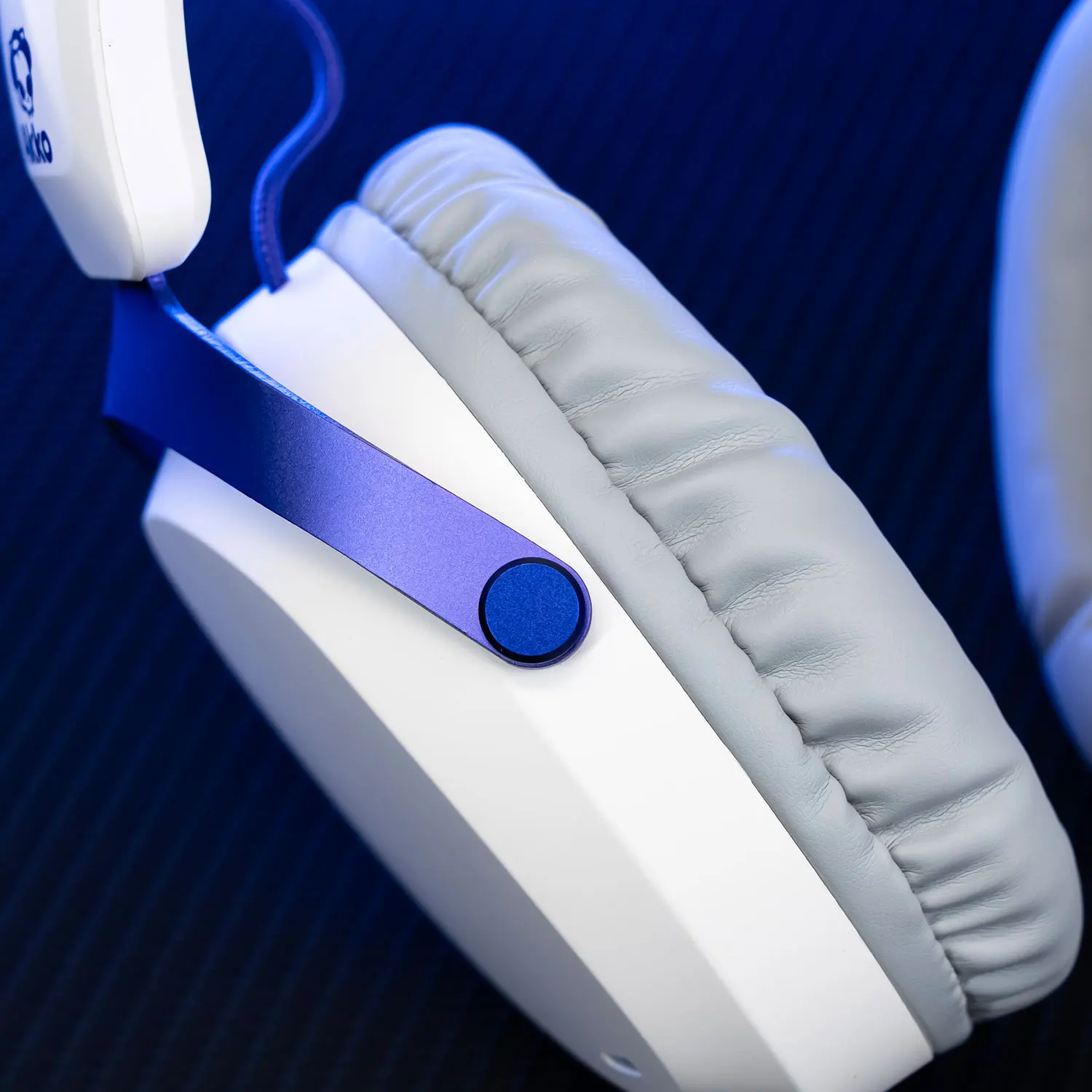 Akko GH300 Gaming Wireless Headphone with Mic Over-Ear Headset 7.1 Virtual Surround Sound Quad-Mode Head-mounted for Music Game