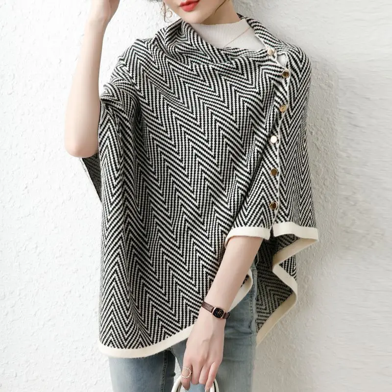 봄과 가을 캐주얼 착용을 위한 지그재그 패턴의 우아한 여성 가디건 단추 장식이 있는 싱글 브레스티드 디자인