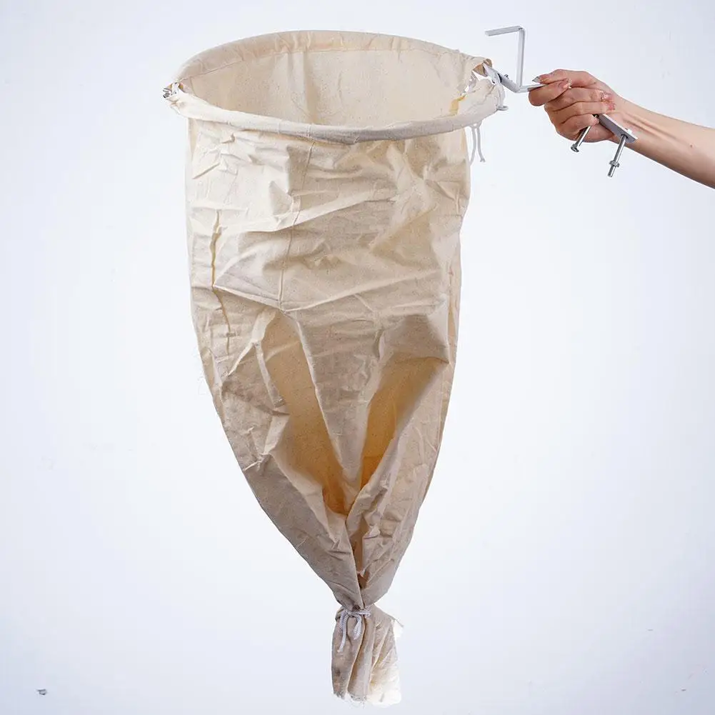 Retractable Bee Swarm Catcher Bag Waterproof Windproof Beekeeper Tool Beekeeping Equipment Honeybee Bee Cage Catcher beekeeping tools beekeeping accessories