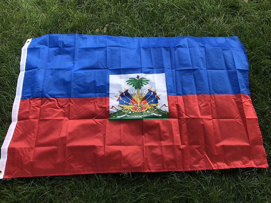 SKY FLAG Frete grátis Haiti Bandeira 90x150cm pendurado Poliéster azul vermelho 2 Lados Impresso Bandeira Nacional Haiti Bandeira esportiva