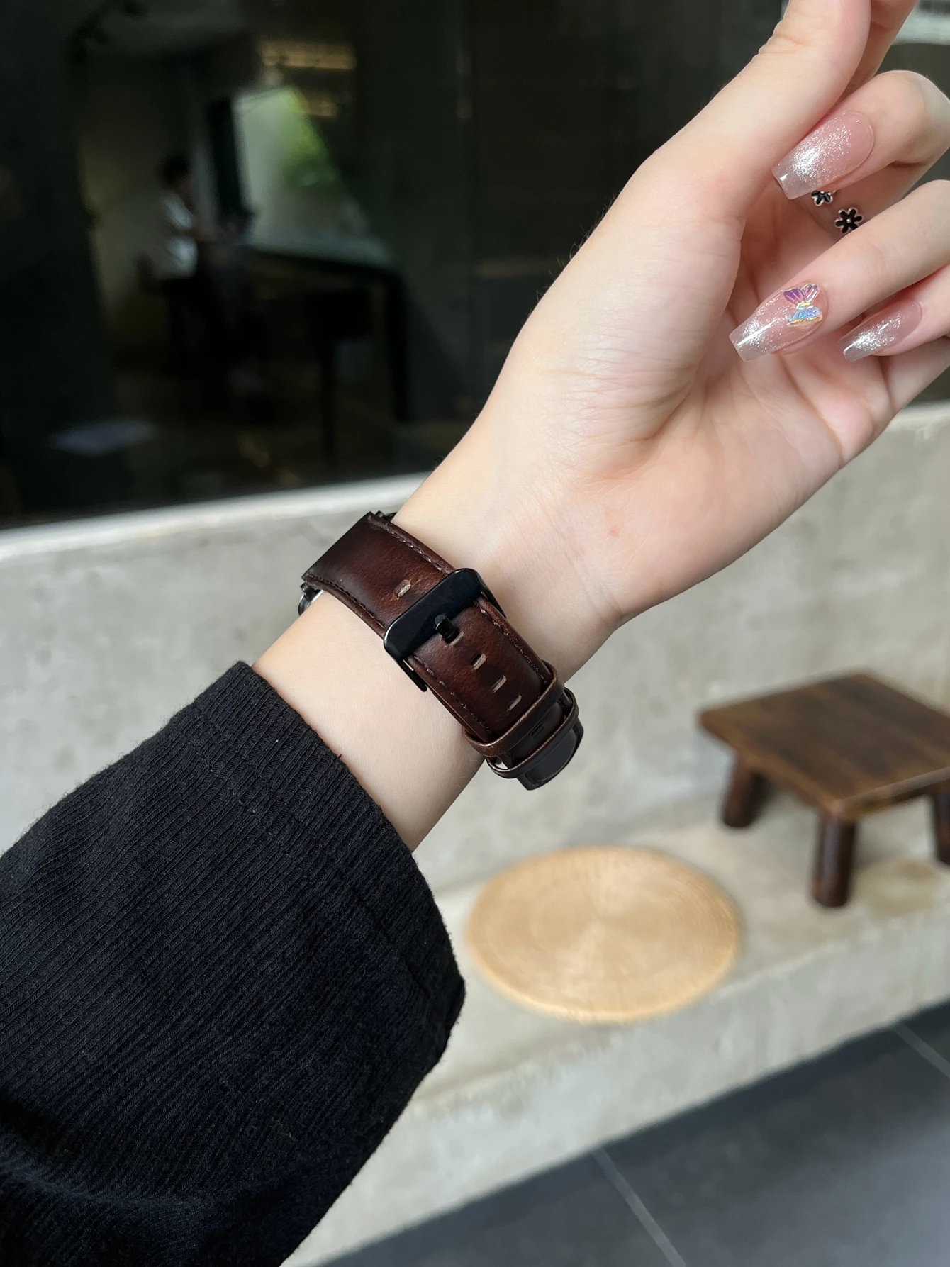Elegant Brown Leather Loop Band for Women - Stylish Watch Accessory
