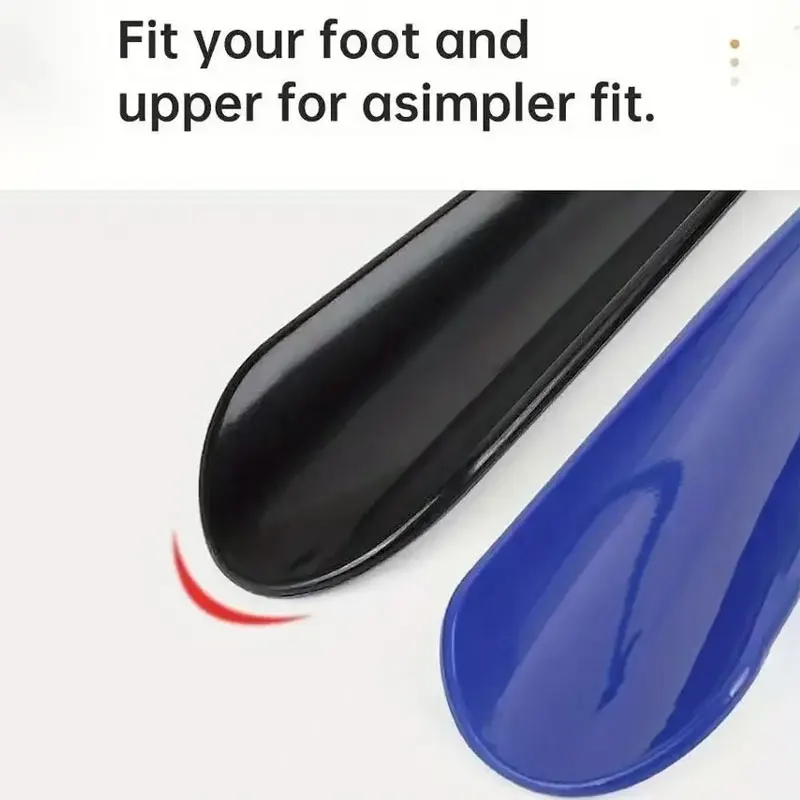 모든 종류의 신발에 적합한 매우 긴 유연한 플라스틱 구둣주걱으로, 신발을 신을 때 굽을 필요가 없습니다
