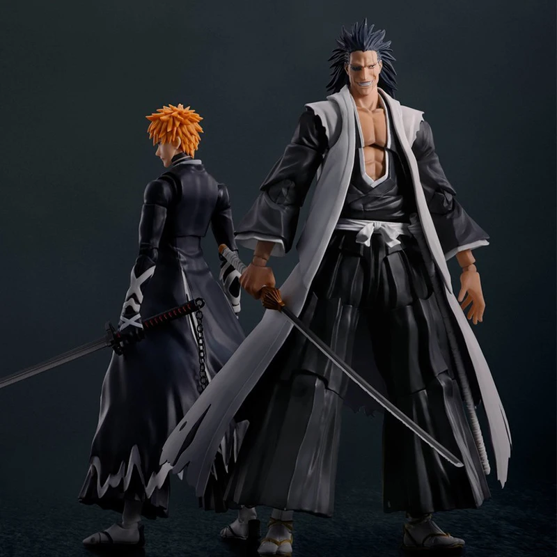 

18cm BLEACH Anime Figure Hitsugaya Toushirou Zaraki Kenpachi Kurosaki Ichigo PVC Action Figure Collectible Model Toys Kid Gift