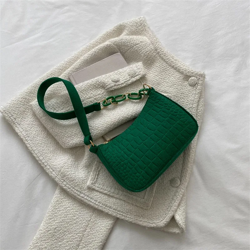 Lady and saw the armpit luxurious design carried women's fashion handbag under the crescent small square bag.