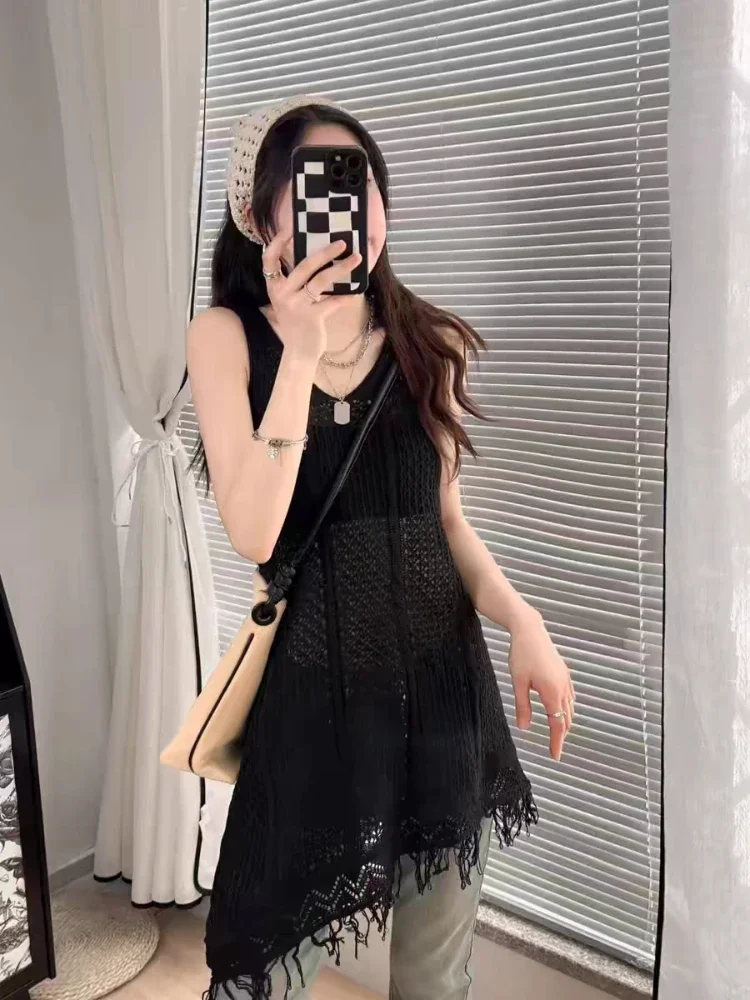 Fall New Fashion Fringed Hollow V-neck Knitted Vest Blouse Women's Loose Hollow Medium and Long Sleeveless Top