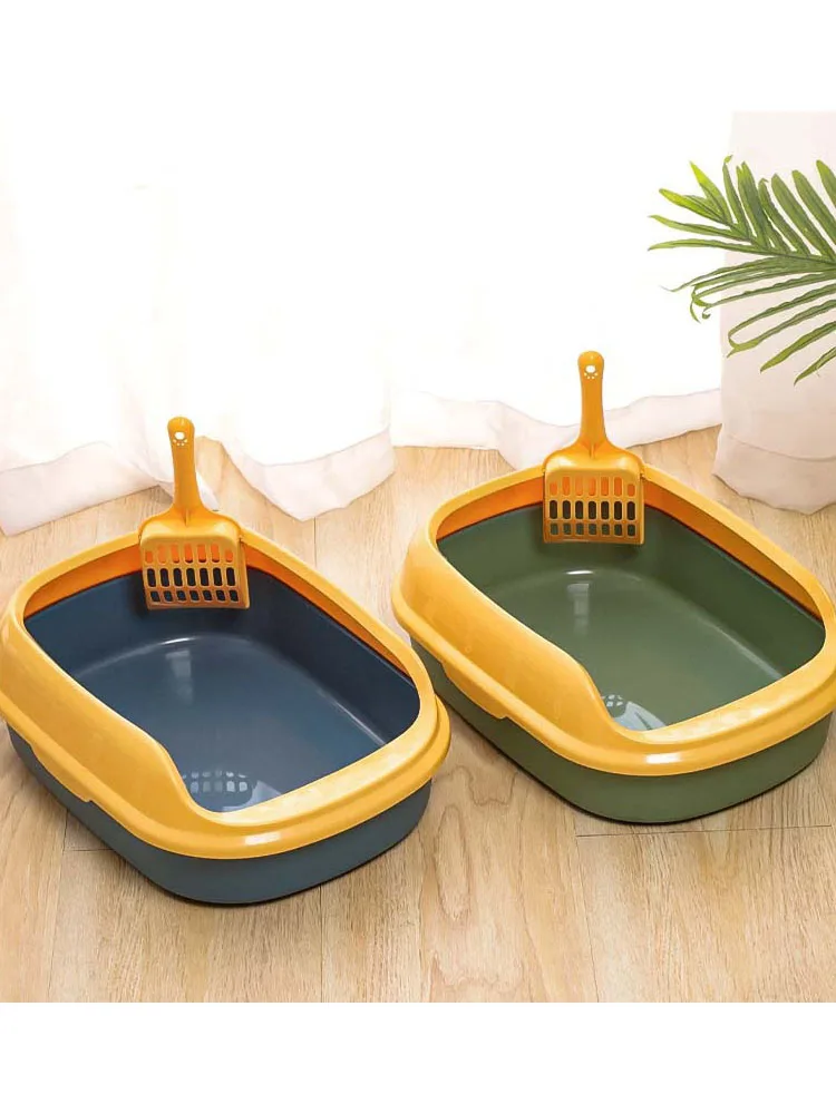 Semienclosed splashproof high capacity litter box Durable litter