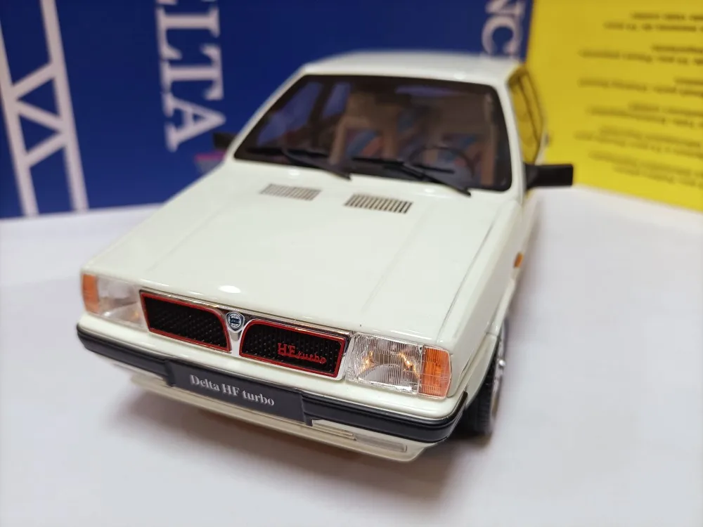 

Laudoracing 1:18 для Lancia 1600 HF Turbo R86 имитация ограниченного выпуска полимерный Сплав статическая модель автомобиля игрушка подарок