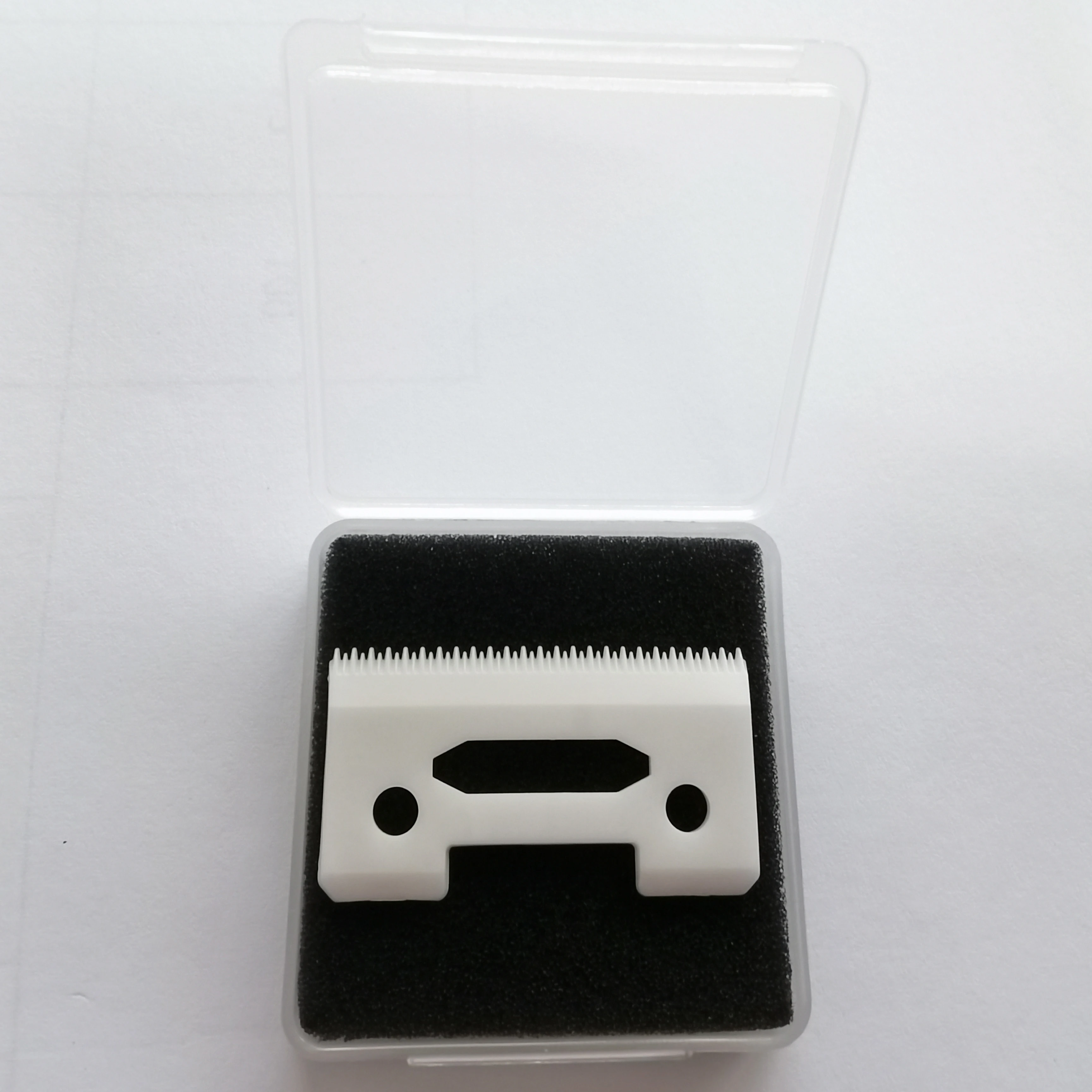Clipper Replacement Parts Magic 2-Hole Stagger-Tooth Ceramic Movable Blade Cordless For Wahl Shear Clipper With plastic Box