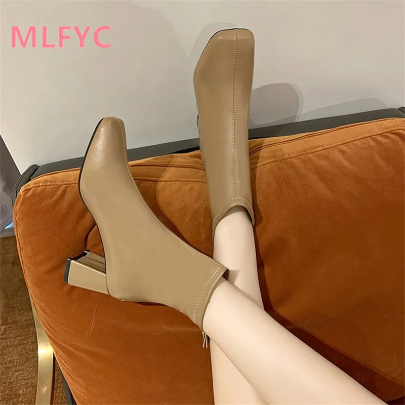 Autumn and Winter New female Large Short Boots High Heel Back Zipper Mid Sleeve Fashion Boots 2023 Warm Women's Boots