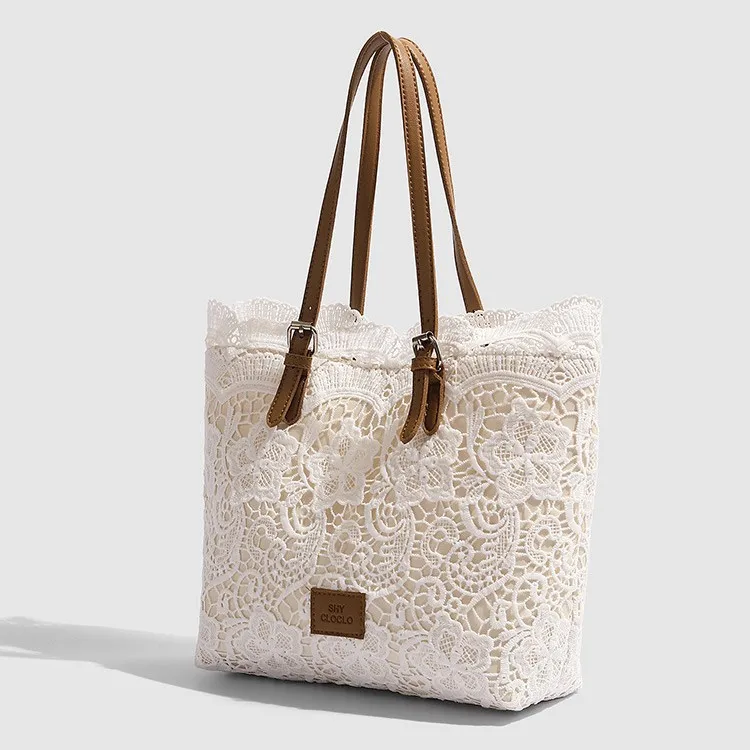 French Lace Tote 2025 Women's Large Capacity Commuter Bag Summer Hollow Hand Shoulder Designer Luxury Bag