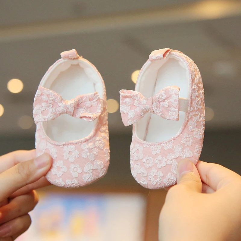 Baby Girls Mary Jane Flats Cute Floral Lace Wedding Dress Shoes Non-Slip Newborn Crib Shoes