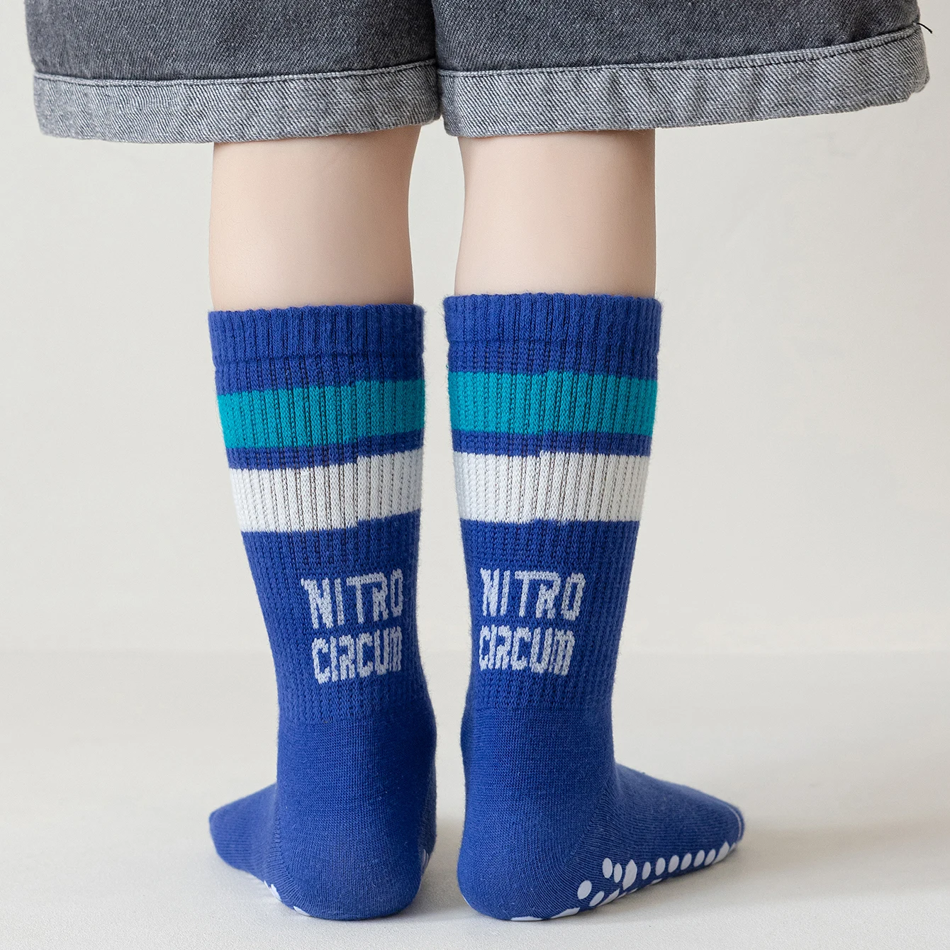 5 pairs of anti slip floor socks for boys and girls, cartoon letter striped round neck socks, mid tube socks, anti slip, wear-re – Detail 13