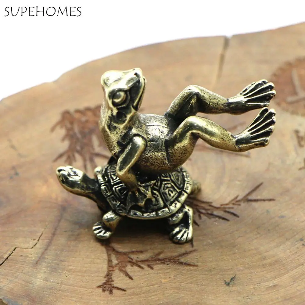 

Retro Brass Turtle Incense Frog Handcrafted Small Ornament Home Decoration Frog Statue Animal Sculpture