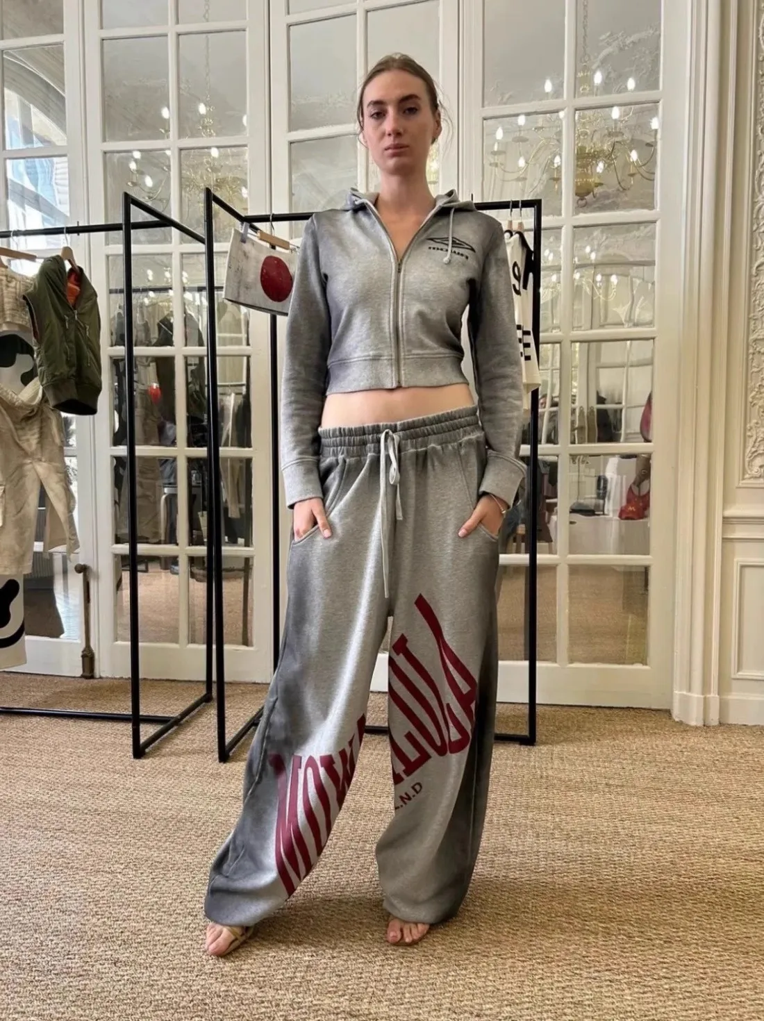 MOWALOLA BAGGY STAMP JOGGERS GREY MOWALOLA STAMP JOGGERS GREY-S - メルカリ MOWALOLA STAMP JOGGERS / GRY ‼️