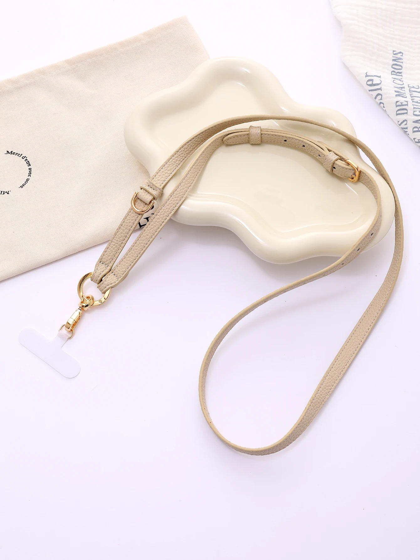 Stylish PU Leather Crossbody Phone Chain with Adjustable Strap and Cardholder