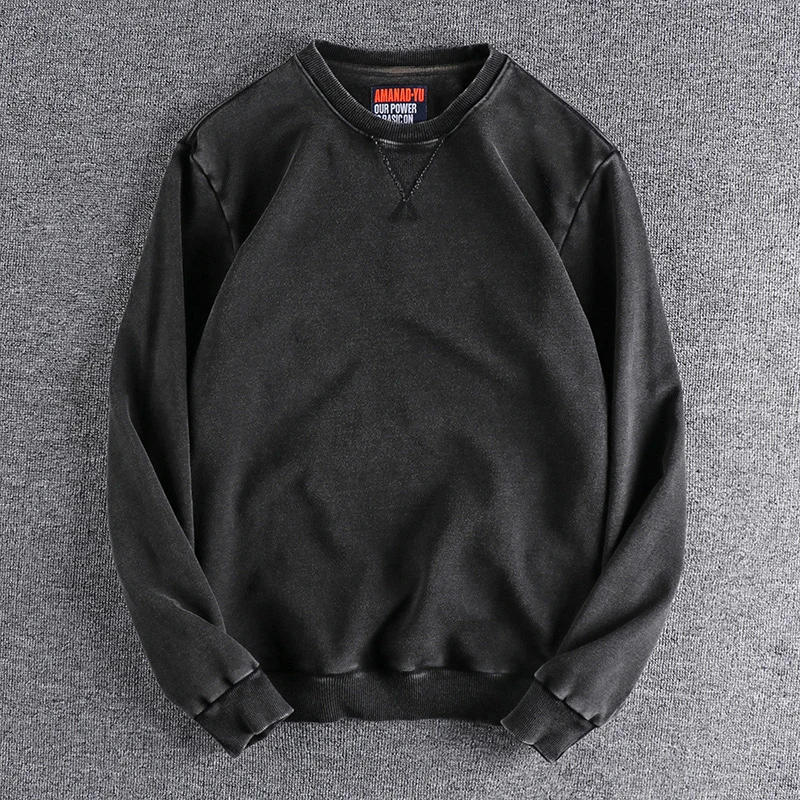 Re-washing old vintage European and American style men's crewneck sweater, washing soft cotton terry youth Joker top 2