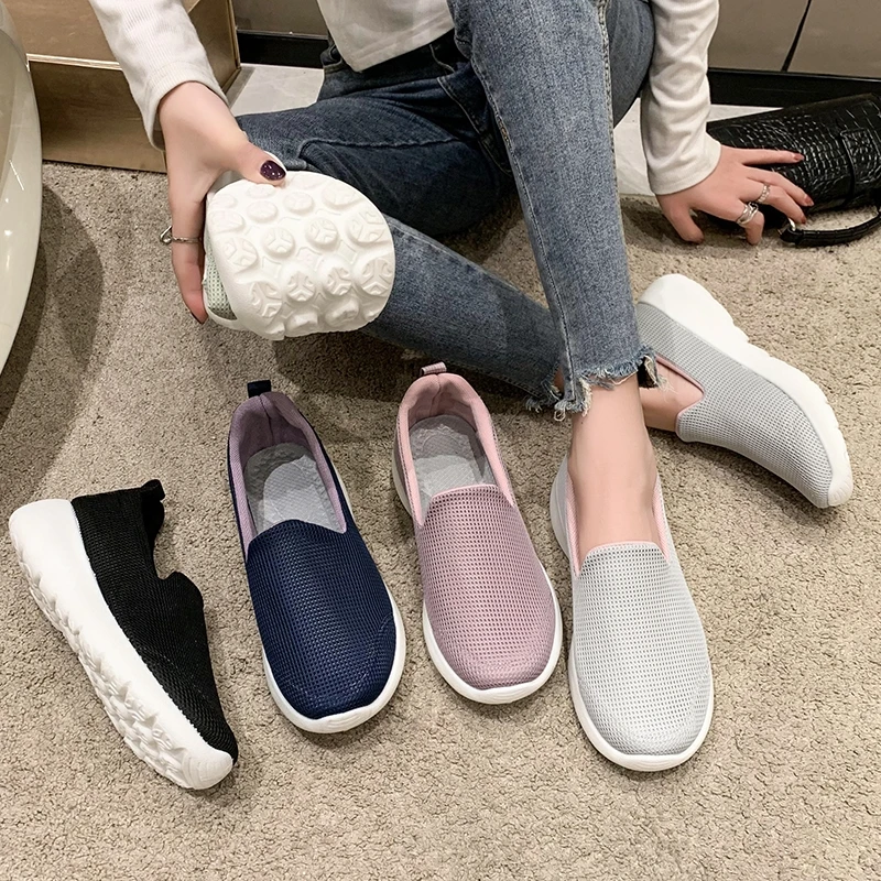 

Легкие кроссовки на плоской подошве, сезон весна-осень 2023