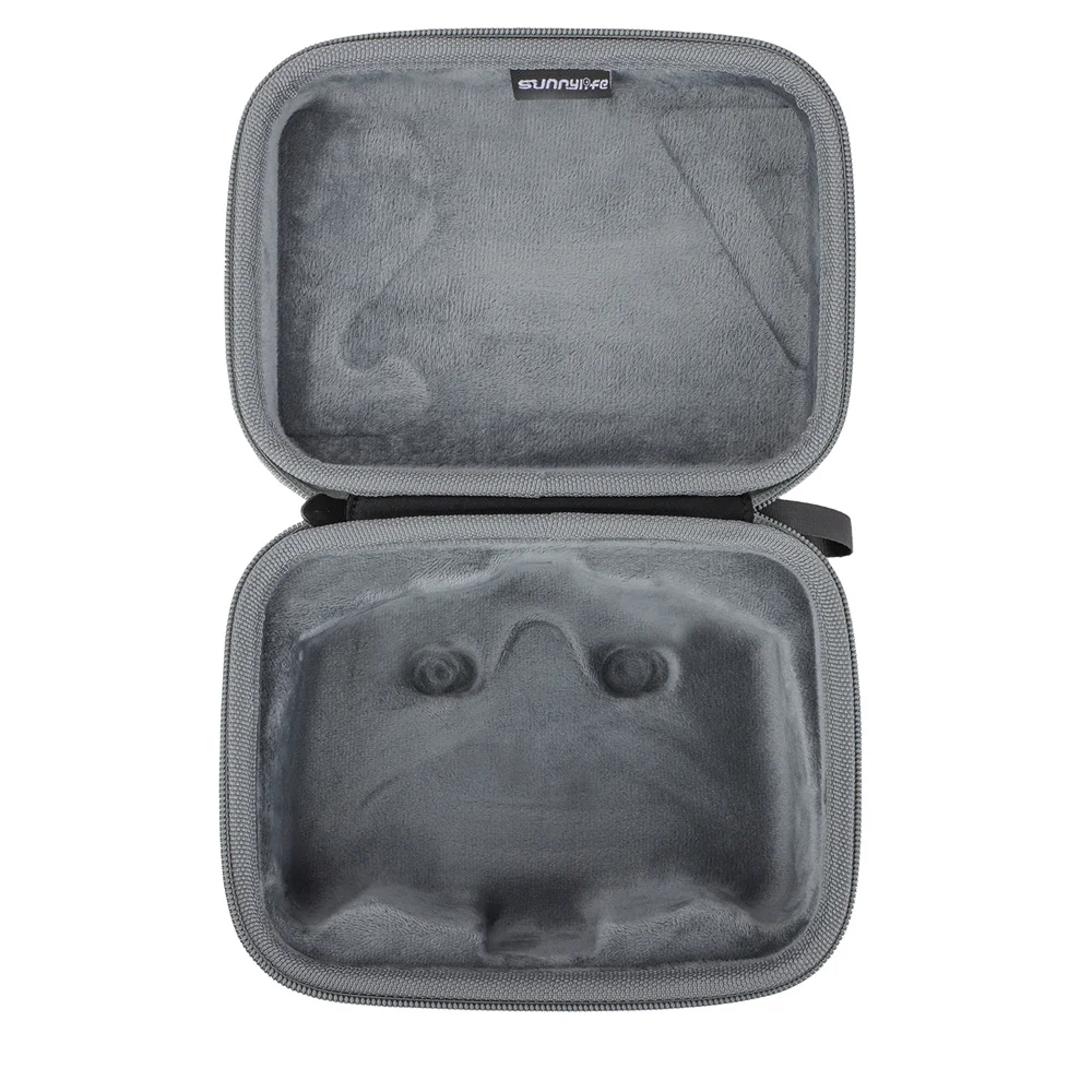 Pochette de rangement kaki pour drone DJI RC, ouverte avec télécommande à l'intérieur, protection et transport faciles.