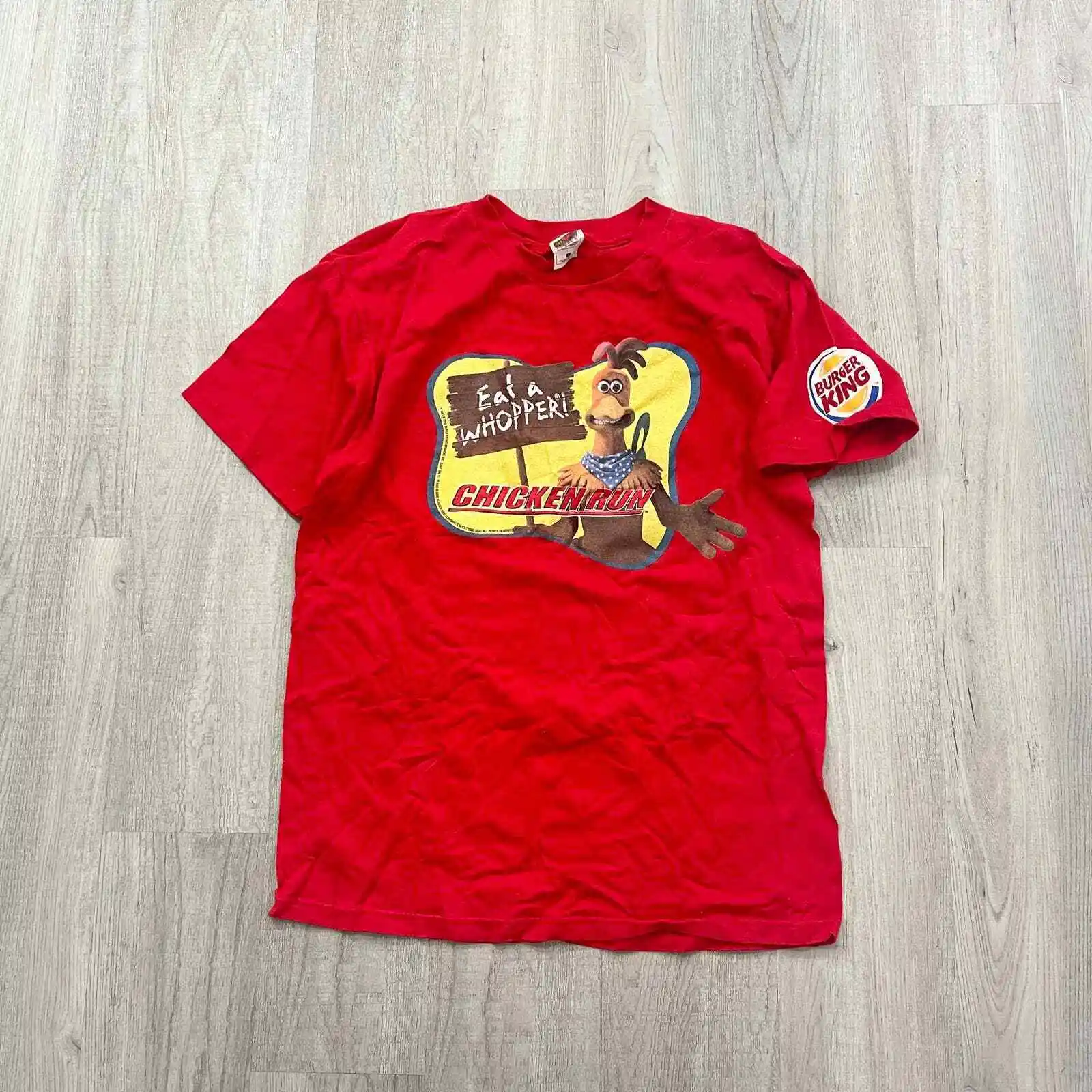 Vintage 2000 Chicken Run Movie Promo Shirt Size Large L Burger King Red Y2K Maniche Lunghe