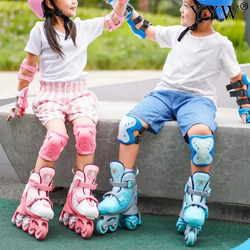 Kids Inline Roller Skate Shoes Adjustable Size Double Row Skates Flash Sneakers With 4 Wheels Boys Girls Outdoor Skating Sports