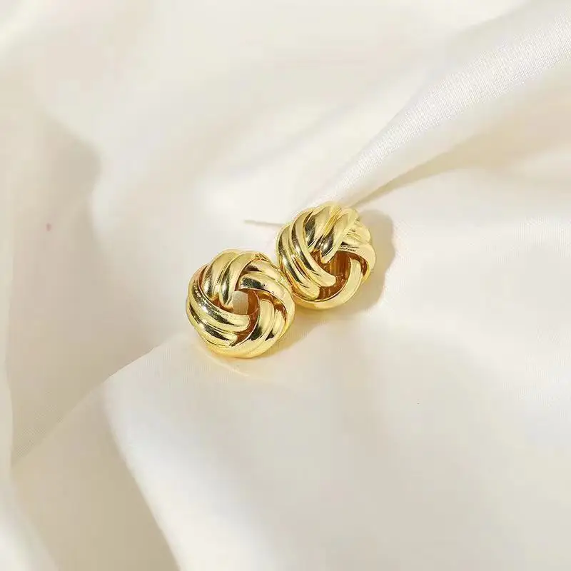 New Hiphop Punk Metal Twist Knit Knot Ball Stud Earring for Women Gold Color Female Twine Ear Jewelry Christmas Gift Brincos