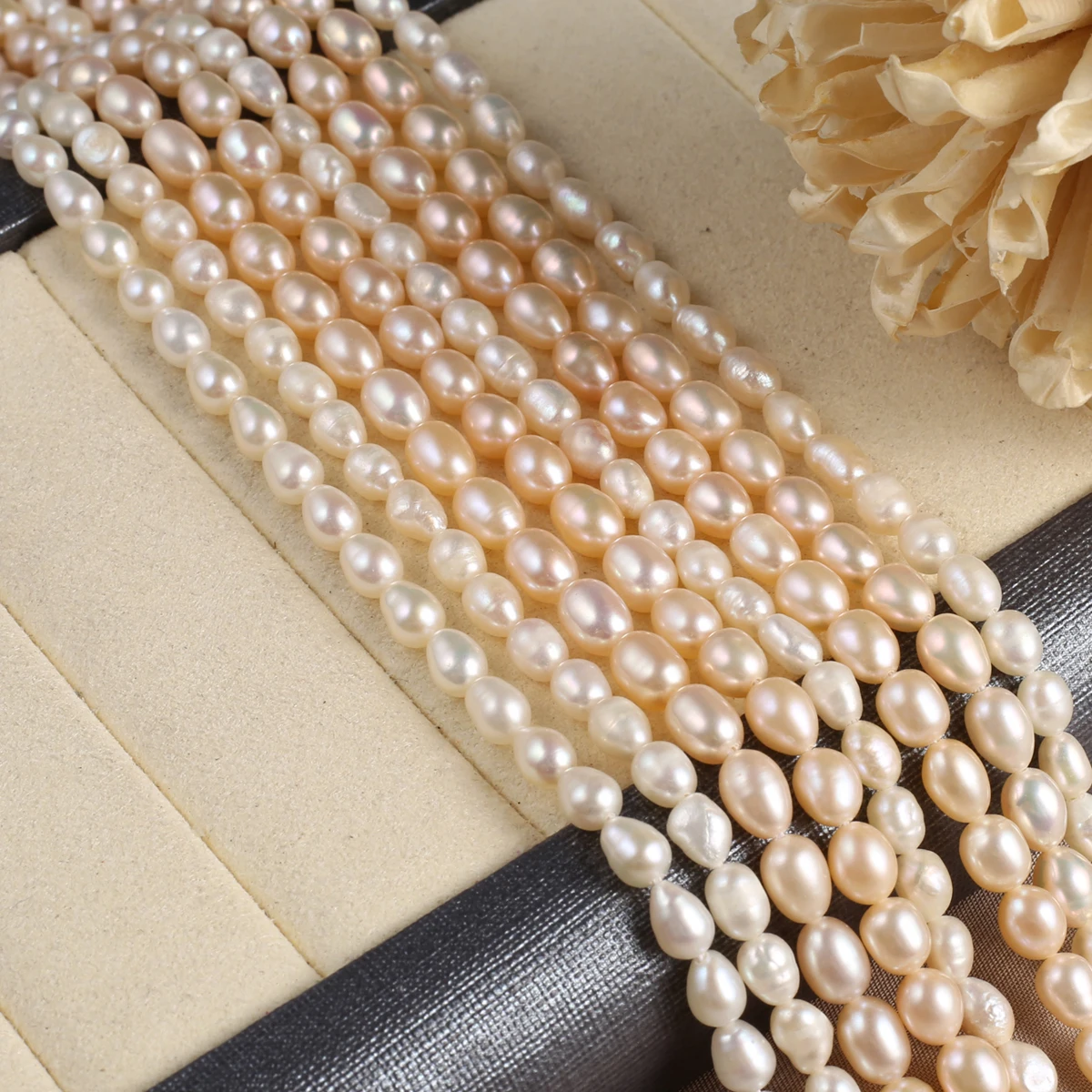 

Natural Pearl Rice-Shaped Beads Exquisite Shape Elegant Appearance For DIY Jewelry Making Handmade Bracelet Necklace Length 36cm