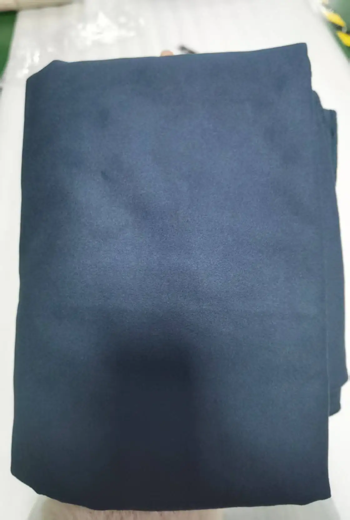 Magnetic Quick-Dry Microfiber Towel for Beach, Yoga, and Fitness