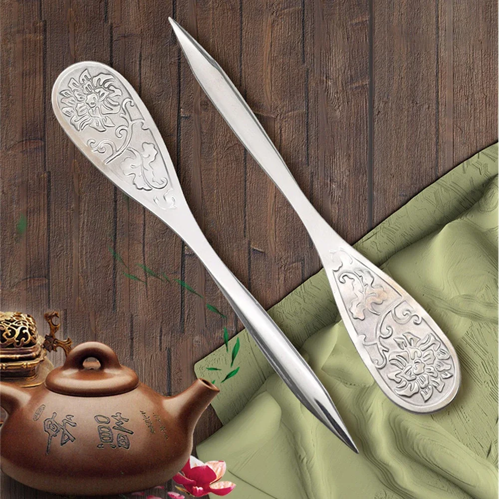 Kung fu tea artifact:stainless steel tea pry needle,which combines Damascus skills and is specially designed for Pu 'er cake