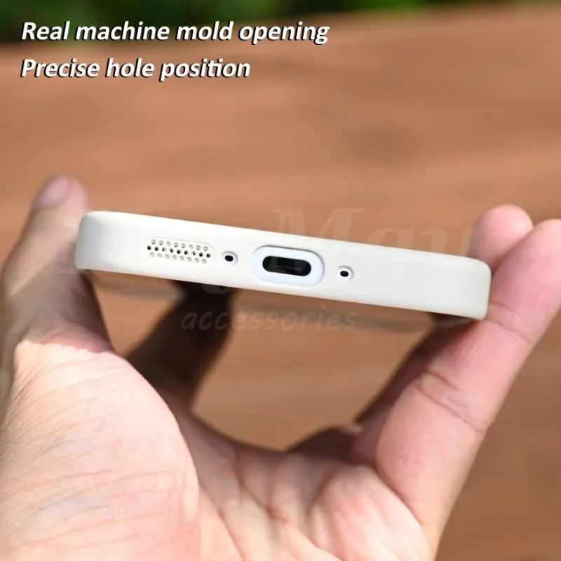 Stylish Magnetic Frosted Finish Skin-friendly Hard Case with Shockproof Protection