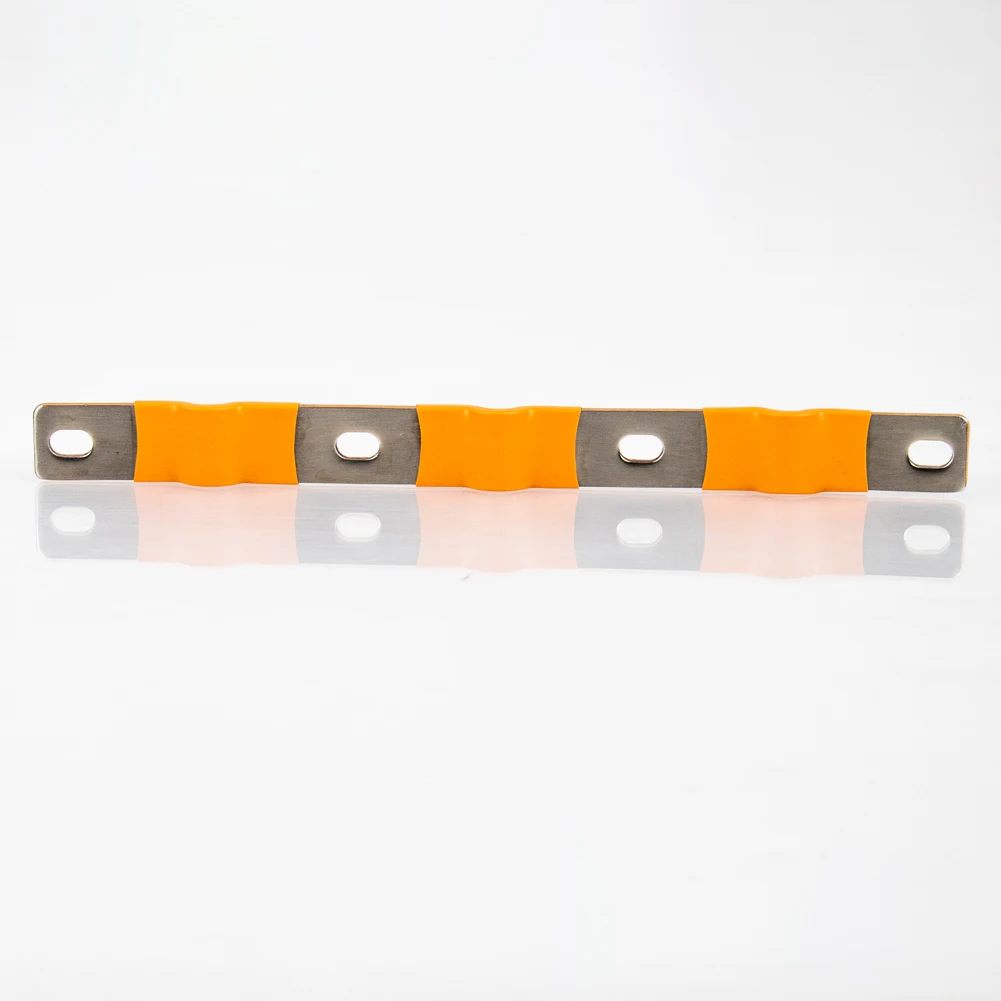 Sbarra Collettrice Flessibile In Rame Piatto A 4 Fori 2P 300A Per Parti Del Pacco Batteria 3.2V 280Ah 320Ah Con Cu Ni