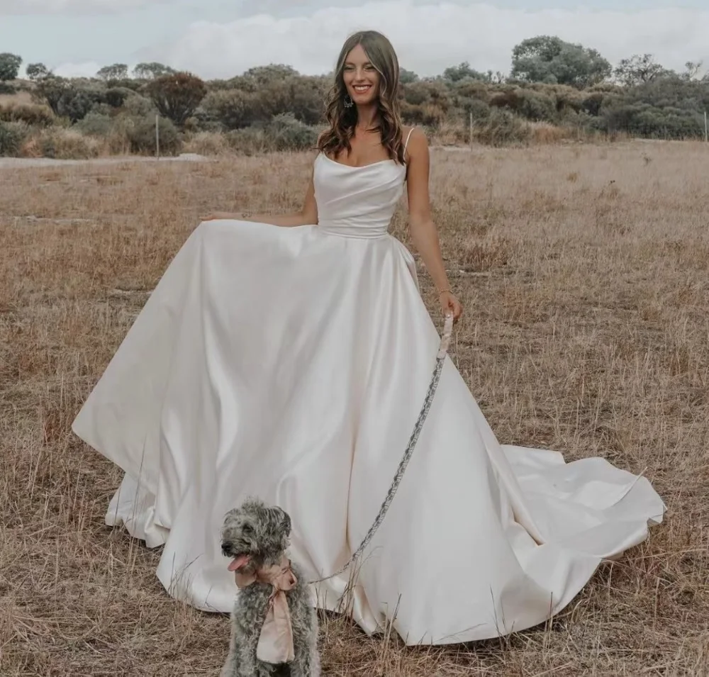 

Sleeveless Square Collar Sexy Buttons Wedding Dress Bridal Gown Bohemian Simple A-Line Satin Robe De Mariée Vestido De Noiva