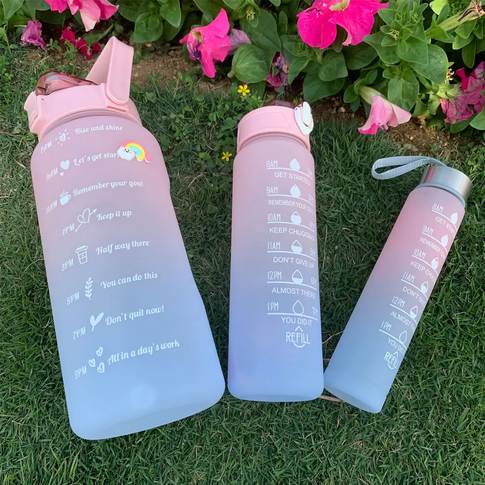 Half Gallon Water Bottle with Time Marker & Straw BPA Free Large 64oz  Motivational Tracker Sport Water Bottle Plastic Leakproof Frosted Gym Water  Jug to Keep Women Men Drink Enough Water Daily 