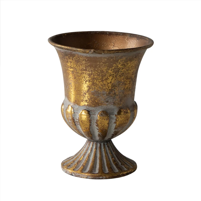 

Antique Gold flower metal vase classic rustic vase for living room