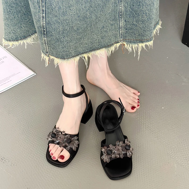 Buckle Strap Roman Sandals 2024 Summer Sale Of Women's Shoes Clear Heels Suit Female Beige Gladiator New Girls Comfort Block Ret