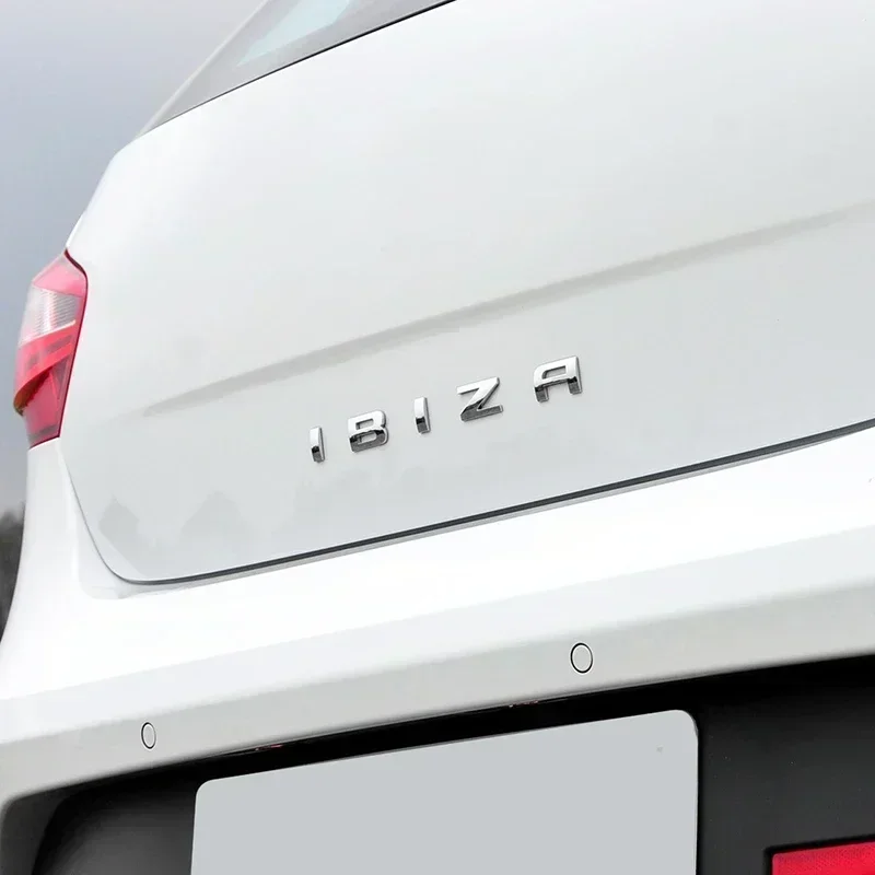1pcs 3D 금속 자동차 시트 용 IBIZA Leon Cupra Altea 레터링 디자인 배지 엠블럼 리어 트렁크 바디 스티커 장식 액세서리