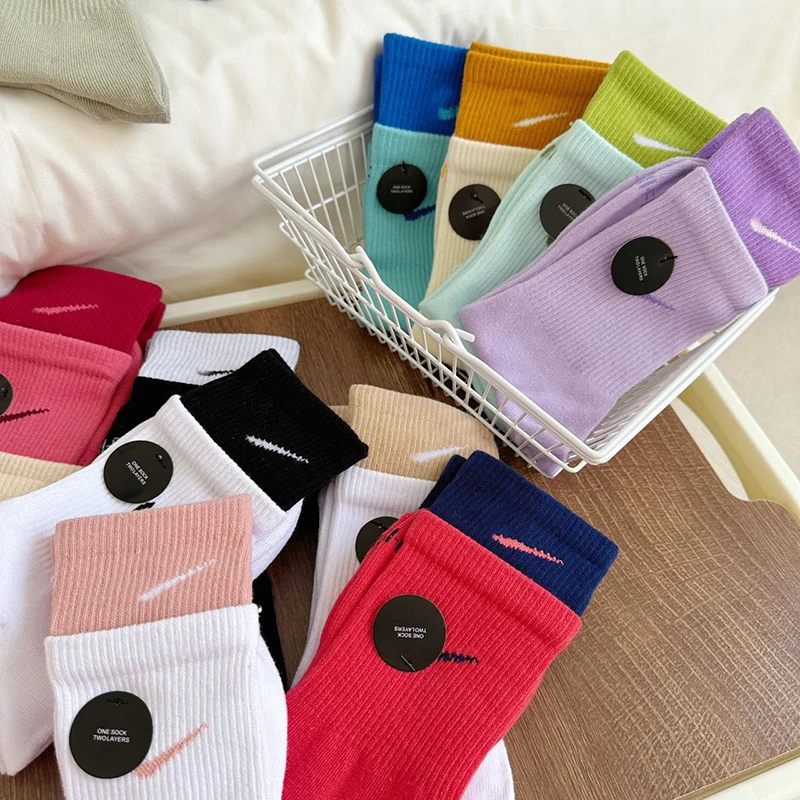 Cotton Socks for Men in Spring and Summer Solid Color Men's Sports Couples Women's Socks Versatile Medium Length Socks Ins Tren