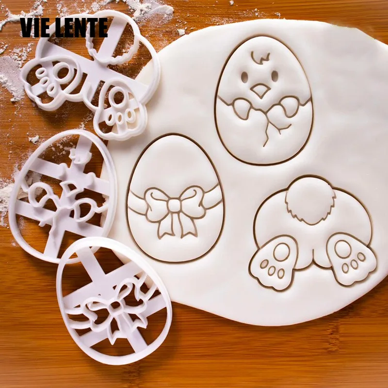 

New Ins Plastic Biscuit Grinder White Baking Tool Christmas Gingerbread Man Snowflake Biscuit Mould