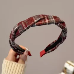 Elegant Vintage Plaid Cloth Hairband for Women and Girls - Fashionable Hair Accessory (1)