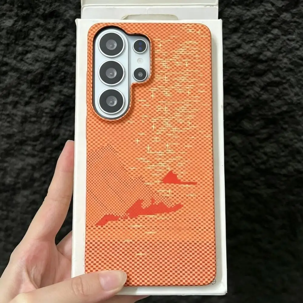 Luxury Kevlar Carbon Fiber Starry Sky Mountain Pattern Phone Case - Slim Hard Plastic Cover