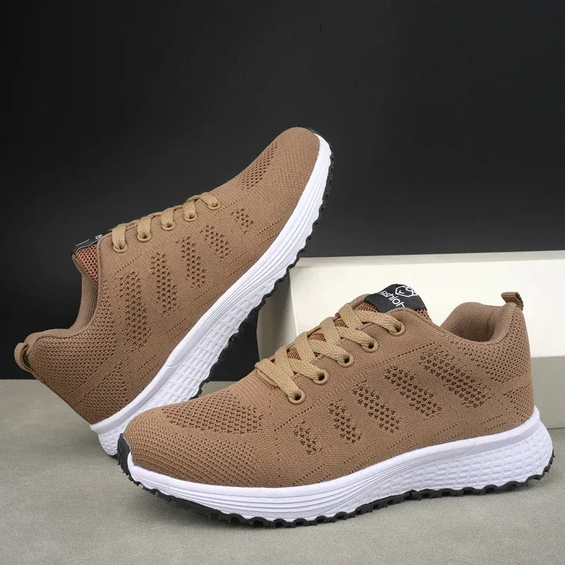 Men's Sports Shoes Mesh Breathable Lightweight  Comfortable Walking Shoes Simple Fashionable Versatile Lightweight Walking Shoes
