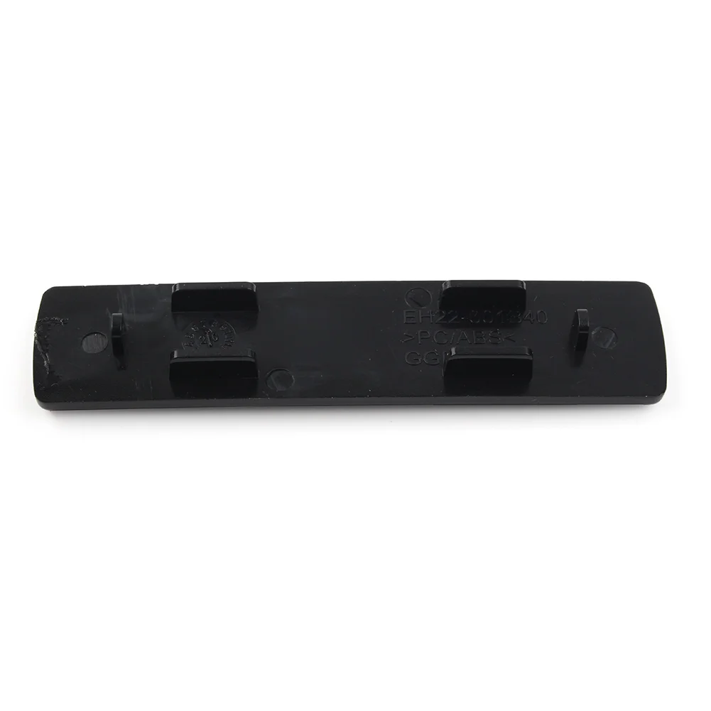 SDV6 Car Front Door Side Badge For Land Rover Discovery 4 SDV6 Models 2014 2015 LR062560
