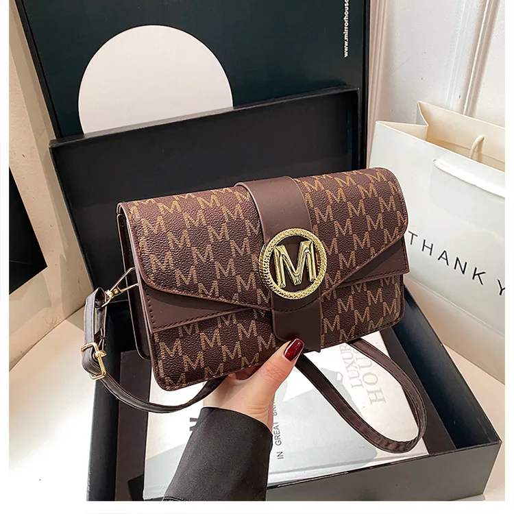 2025 حقيبة كتف عصرية بسيطة ريترو جديدة حقيبة ساعي...