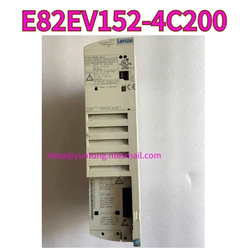

Used frequency converter E82EV152-4C200 1.5kw, 380V